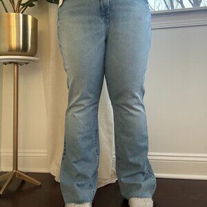 GOOD AMERICAN RAW EDGE STRAIGHT JEAN-unworn